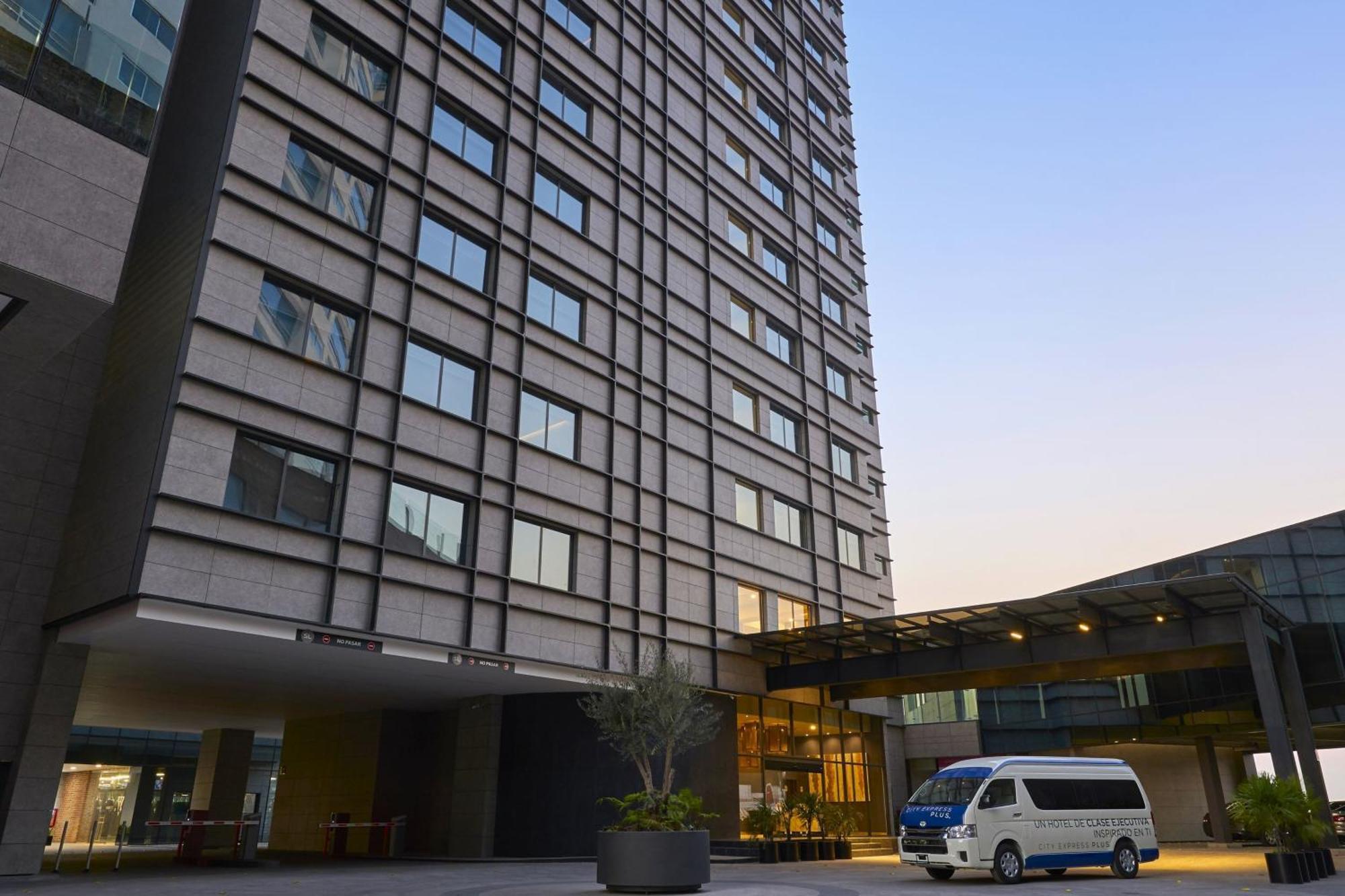 City Express Plus By Marriott Ciudad De Mexico Interlomas Eksteriør billede